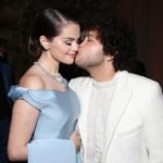 Benny Blanco – mit bürgerlichem Namen Benjamin Joseph Levin – gehört zu den Menschen, die die Musikindustrie im Stillen revolutioniert haben. Geboren am 8. März 1988 in Reston, Virginia, begann er schon als Jugendlicher Beats zu bauen und Texte zu schreiben. Mit seinem einzigartigen Gespür für Melodien und Emotionen eroberte er später die Welt der Popmusik. Contents Aktueller Stand – Wie hoch ist das geschätzte Benny Blanco Vermögen? Wie verdient Benny Blanco sein Geld? Warum liegt sein Vermögen bei rund 50 Millionen US-Dollar? Vergleich – Benny Blanco im Branchenkontext Was bedeutet das Vermögen für ihn persönlich und beruflich? Häufige Fragen (FAQ) zum Thema „Benny Blanco Vermögen“ Fazit – Er arbeitete mit Superstars wie Katy Perry, Ed Sheeran, Justin Bieber, Rihanna, Halsey und Maroon 5. Songs wie “Love Yourself”, “Eastside”, “Teenage Dream” oder “Moves Like Jagger” tragen seine kreative Handschrift. Doch während viele Produzenten im Hintergrund bleiben, hat sich Benny Blanco auch selbst als Künstler einen Namen gemacht. Mit seinem eigenen Label, seinen Streaming-Hits und cleveren Geschäftsentscheidungen hat er ein beeindruckendes Vermögen aufgebaut. Aktueller Stand – Wie hoch ist das geschätzte Benny Blanco Vermögen? Im Jahr 2025 wird das Benny Blanco Vermögen auf rund 50 Millionen US-Dollar geschätzt, was etwa 46 Millionen Euro entspricht. Diese Zahl stammt aus verschiedenen Branchenquellen und Finanzberichten, die seine Songrechte, Label-Beteiligungen und Immobilienbewertung berücksichtigen. Jahr Geschätztes Vermögen (USD) Geschätztes Vermögen (EUR) 2018 20 Millionen USD 17,8 Millionen € 2020 35 Millionen USD 31,5 Millionen € 2023 45 Millionen USD 41 Millionen € 2025 50 Millionen USD 46 Millionen € Diese Entwicklung zeigt, wie stark sein Reichtum in den letzten Jahren gewachsen ist. Besonders nach 2019, als Blanco einen Teil seiner Songrechte (93 Songs) an eine Investmentgesellschaft verkaufte, stieg sein Vermögen deutlich an. Das zeigt: Er hat nicht nur ein gutes Gespür für Musik, sondern auch für Finanzen. Seine Einnahmen stammen aus mehreren Quellen – ein Zeichen dafür, dass Benny Blanco ein echter Unternehmer ist und nicht „nur“ Produzent. Wie verdient Benny Blanco sein Geld? Das Vermögen von Benny Blanco ist das Ergebnis jahrelanger harter Arbeit, Kreativität und geschickter Geschäftsentscheidungen. Seine Einnahmen lassen sich in mehrere Hauptquellen aufteilen: Songwriting und Musikproduktion Benny Blanco schrieb und produzierte Hits für einige der größten Künstler der Welt. Für jeden Song erhält er Tantiemen – das heißt: jedes Mal, wenn der Song gespielt, gestreamt oder verkauft wird, verdient er mit. Zu seinen bekanntesten Arbeiten zählen: “Love Yourself” – Justin Bieber “Eastside” – Halsey & Khalid “Diamonds” – Rihanna “Teenage Dream” – Katy Perry “Moves Like Jagger” – Maroon 5 Allein durch diese Songs hat Blanco Millionen an Lizenzgebühren verdient. Musikrechte & Verlagsverkäufe 2019 verkaufte Benny Blanco einen Teil seines Songkatalogs an einen Investmentfonds. Experten schätzen, dass dieser Deal ihm zwischen 15 und 20 Millionen US-Dollar einbrachte. Diese Art von Verkauf ist in der Musikbranche üblich – viele Künstler verkaufen ihre Rechte, um langfristig Geld zu sichern. Blanco nutzte diesen Schritt, um neue Projekte zu finanzieren und sein Portfolio zu diversifizieren. Eigene Labels und Geschäftsprojekte Benny Blanco ist Gründer mehrerer Labels, darunter Friends Keep Secrets und Mad Love Records. Darüber veröffentlicht er eigene Musik und unterstützt junge Talente. Durch diese Labels verdient er an jeder Veröffentlichung mit. Immobilien und Investitionen Wie viele erfolgreiche Künstler investiert auch Blanco in Luxusimmobilien. Er besitzt mehrere Häuser, unter anderem eine Villa in Los Angeles, die Berichten zufolge rund 9 Millionen US-Dollar gekostet hat. Diese Investitionen sind ein wichtiger Bestandteil seines wachsenden Vermögens. Warum liegt sein Vermögen bei rund 50 Millionen US-Dollar? Dass das Benny Blanco Vermögen so hoch ist, liegt nicht nur an seiner kreativen Begabung, sondern auch an seiner strategischen Denkweise. Mehrere Einkommensströme Er verdient gleichzeitig an Musikverkäufen, Streaming-Einnahmen, Produzentenhonoraren und Beteiligungen. Durch diese Vielfalt hat er sich ein stabiles Einkommen aufgebaut, das nicht von einem einzigen Künstler abhängt. Kontinuierliche Einnahmen durch Tantiemen Selbst wenn Benny Blanco heute keine neuen Songs mehr produzieren würde, würde er dank seiner Songrechte weiterhin Geld verdienen. Das nennt man passives Einkommen – eine der wichtigsten Säulen seines Reichtums. Langfristige Investitionen Anstatt sein Geld auszugeben, investierte Blanco klug in Vermögenswerte, die an Wert gewinnen – darunter Musikrechte, Immobilien und Unternehmensanteile. Vergleich – Benny Blanco im Branchenkontext Wenn man Benny Blanco mit anderen erfolgreichen Produzenten vergleicht, wird sein Erfolg noch beeindruckender. Produzent Geschätztes Vermögen (2025) Bekannt für Benny Blanco 50 Mio. USD Ed Sheeran, Justin Bieber, Halsey Max Martin 400 Mio. USD Britney Spears, The Weeknd Calvin Harris 300 Mio. USD DJ & Produzent Pharrell Williams 250 Mio. USD Sänger, Produzent Finneas O’Connell 25 Mio. USD Billie Eilish Im Vergleich zu Größen wie Max Martin oder Pharrell Williams liegt Blanco etwas darunter – doch er ist noch jung und hat viele Jahre vor sich. Sein Vermögen wächst kontinuierlich, und Experten erwarten, dass es in den nächsten Jahren weiter steigen wird. Was bedeutet das Vermögen für ihn persönlich und beruflich? Trotz seines Reichtums bleibt Benny Blanco bodenständig. In Interviews betont er oft, dass Geld für ihn nie das Ziel, sondern nur ein Ergebnis seiner Leidenschaft war. Er nutzt sein Vermögen, um: junge Künstler zu fördern, neue Musikprojekte zu starten, und kreative Risiken einzugehen, die andere vielleicht meiden würden. Privat lebt er eher zurückhaltend und genießt seine Zeit mit Freunden und Familie. Seit seiner Beziehung mit Selena Gomez steht er etwas mehr im öffentlichen Fokus, bleibt aber seiner ruhigen Art treu. Häufige Fragen (FAQ) zum Thema „Benny Blanco Vermögen“ 1. Wie viel ist Benny Blanco 2025 wert? Etwa 50 Millionen US-Dollar, basierend auf Musikrechten, Investments und Einnahmen aus Produktionen. 2. Woher kommt sein Geld? Aus Songwriting, Labelbeteiligungen, Lizenzrechten, Verkäufen von Songkatalogen und Immobilien. 3. Hat Benny Blanco eigene Musik veröffentlicht? Ja, Songs wie “Eastside”, “Lonely” und “Bad Decisions” mit BTS zeigen seine künstlerische Seite. 4. Wird sein Vermögen weiter wachsen? Sehr wahrscheinlich – durch Streaming, neue Künstler und langfristige Rechteverträge. Fazit – Das Benny Blanco Vermögen ist mehr als nur eine Zahl. Es ist das Ergebnis von Kreativität, kluger Strategie und einem tiefen Verständnis für die Musikbranche. Er zeigt, dass man auch hinter den Kulissen ein Vermögen aufbauen kann, wenn man Talent mit unternehmerischem Denken verbindet. Benny Blanco ist ein Beispiel dafür, wie Leidenschaft, Geduld und Weitsicht in der modernen Musikindustrie zum Erfolg führen können. Mher Lessn: Konny Reimann Todesanzeige heute